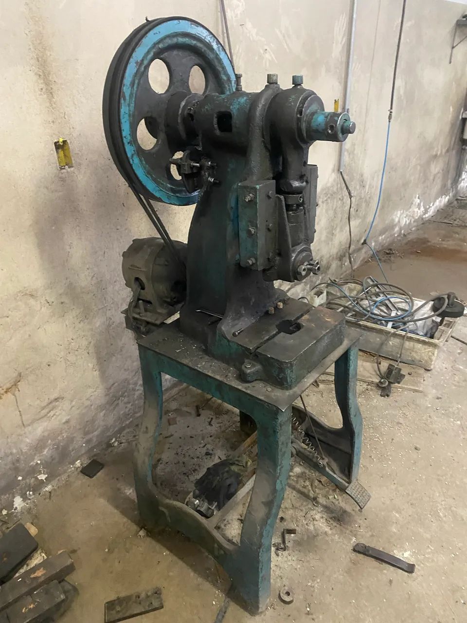 Prensa excentrica 8ton