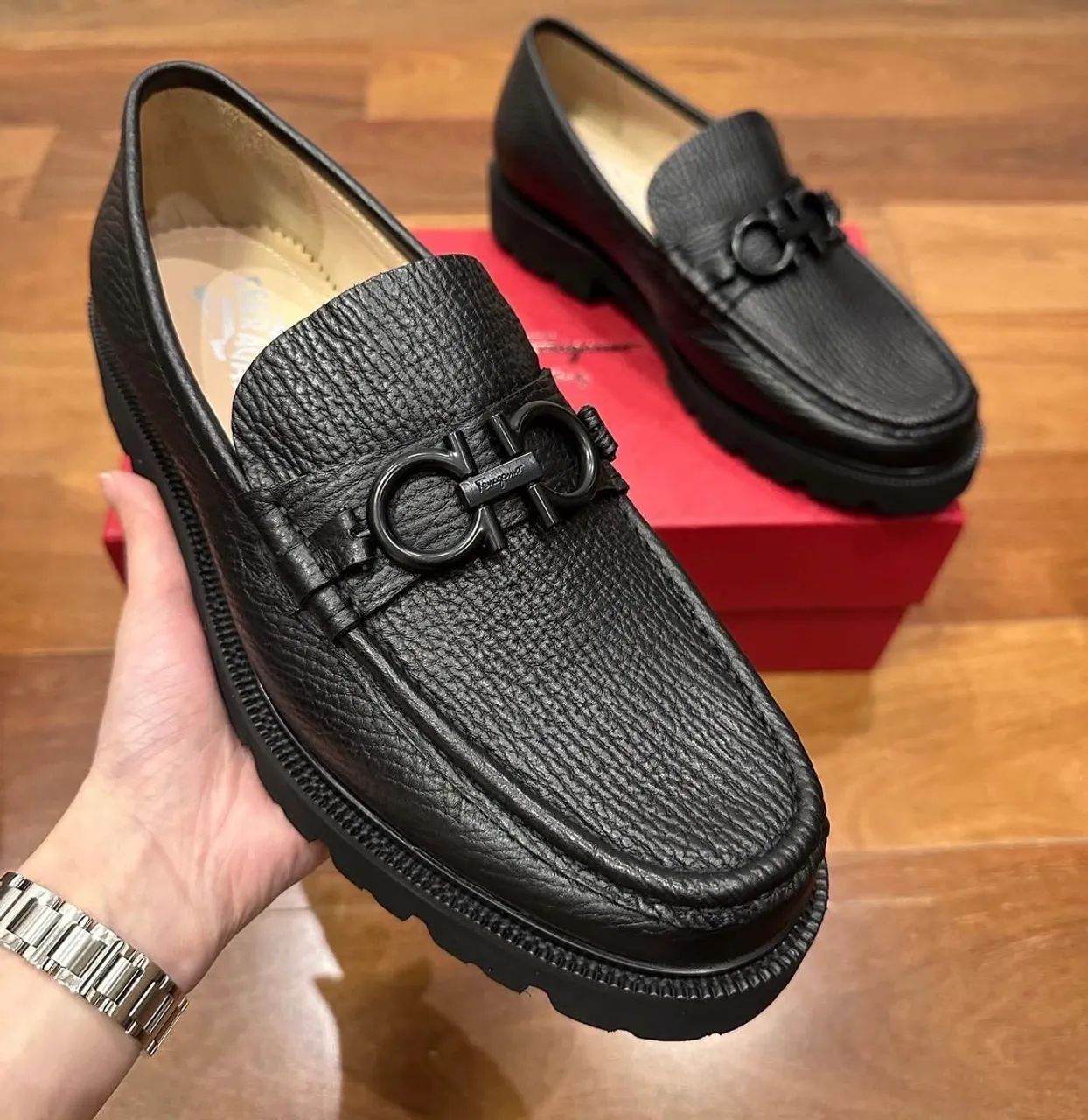 Tênis e sapato Salvatore Ferragamo Couro  - Foto 4