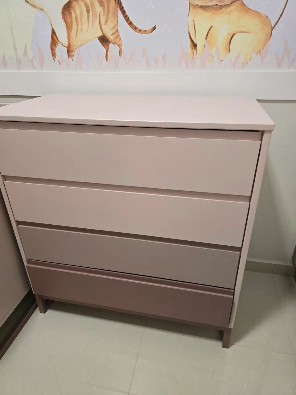 Cômoda Infantil 4 Gavetas Rosa