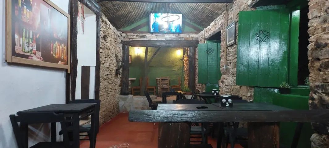 Casa histórica de pedra, imóvel comercial em São Thomé das Letras - Foto 4