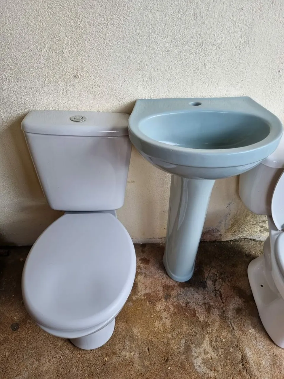 02 Kits Vaso Sanitário e Lavatório