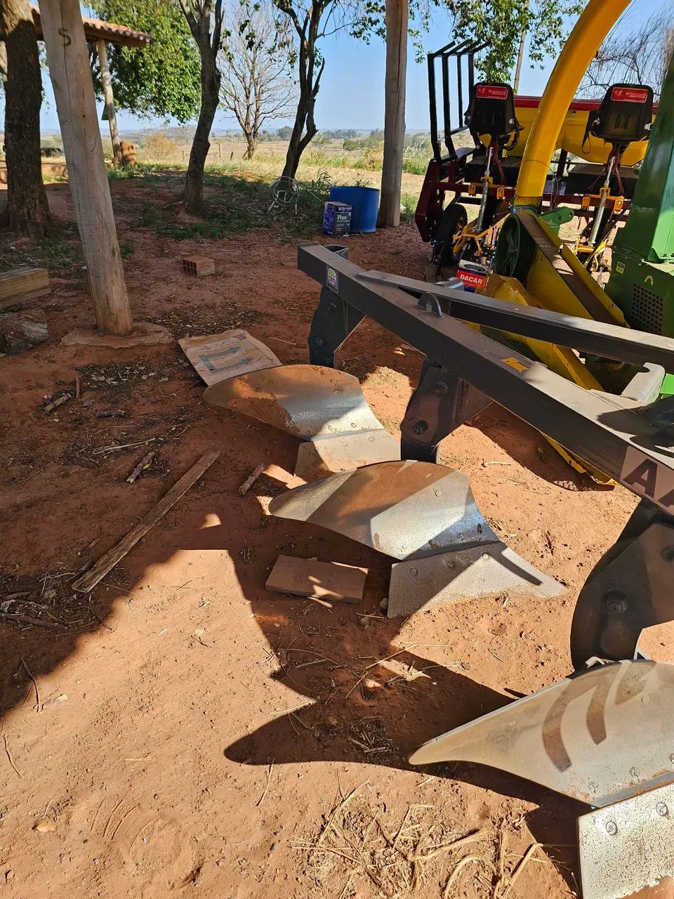 Arado aiveca 3 bacias  - Foto 2