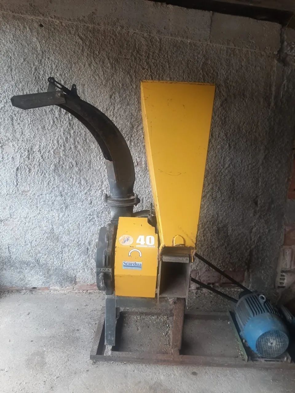 Picadeira semi nova