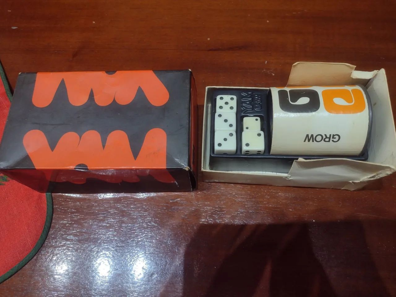 Vendo antigo jogo de dados completo da Grow