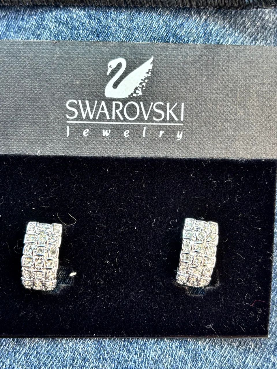 Brinco Swarovski original com certificado