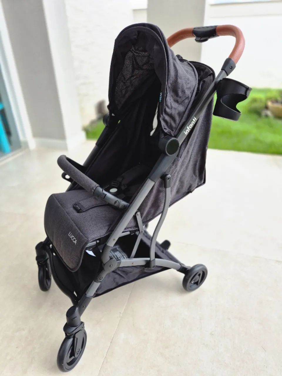 VENDO CARRINHO DE BEBE