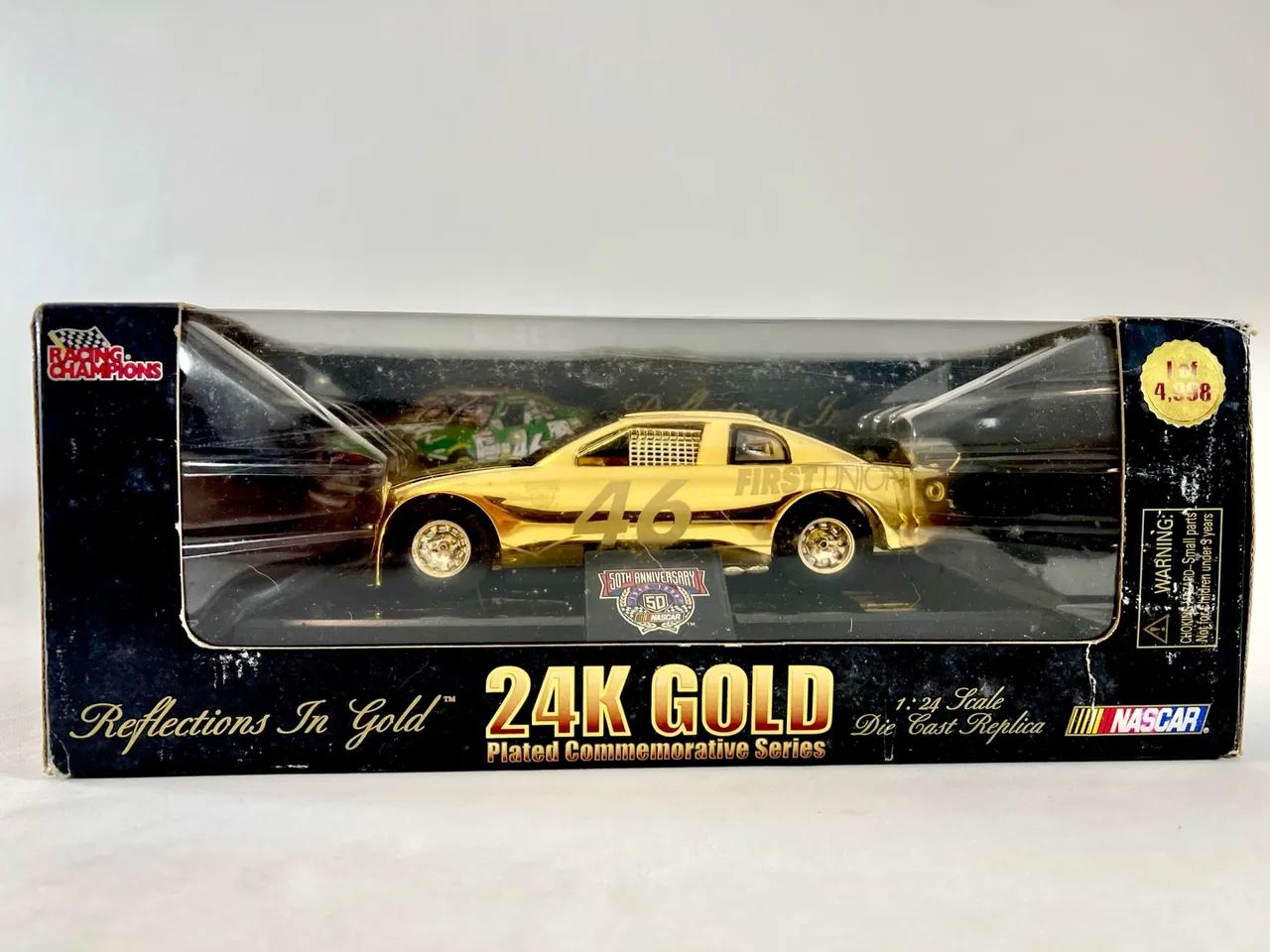 Miniatura Racing Champions Comemorativa Nascar 24K Gold Escala 1