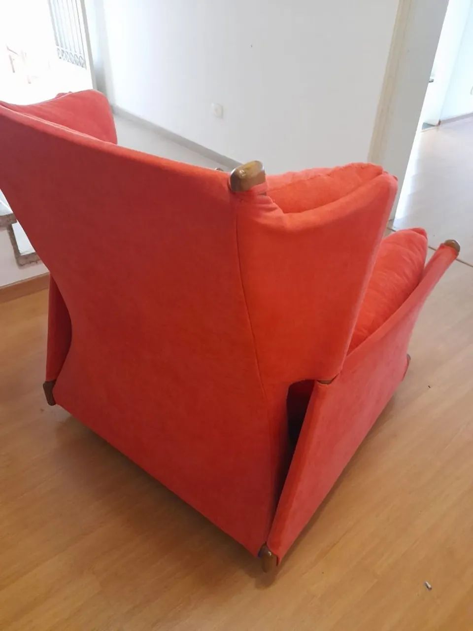 Maxi Armchair and Puff, 1970s Design64728843040002124