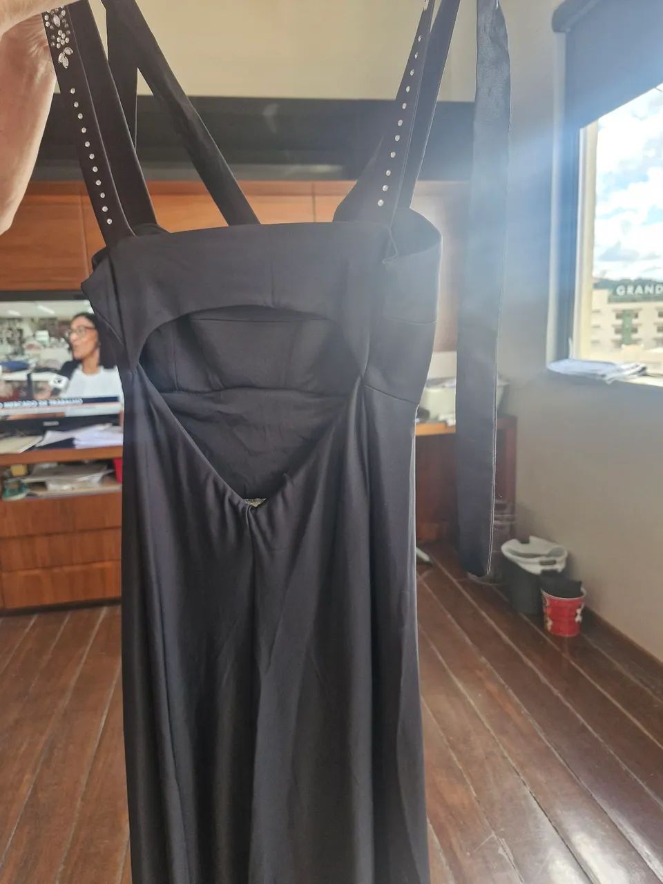 Vestido longo preto seminovo - Foto 3