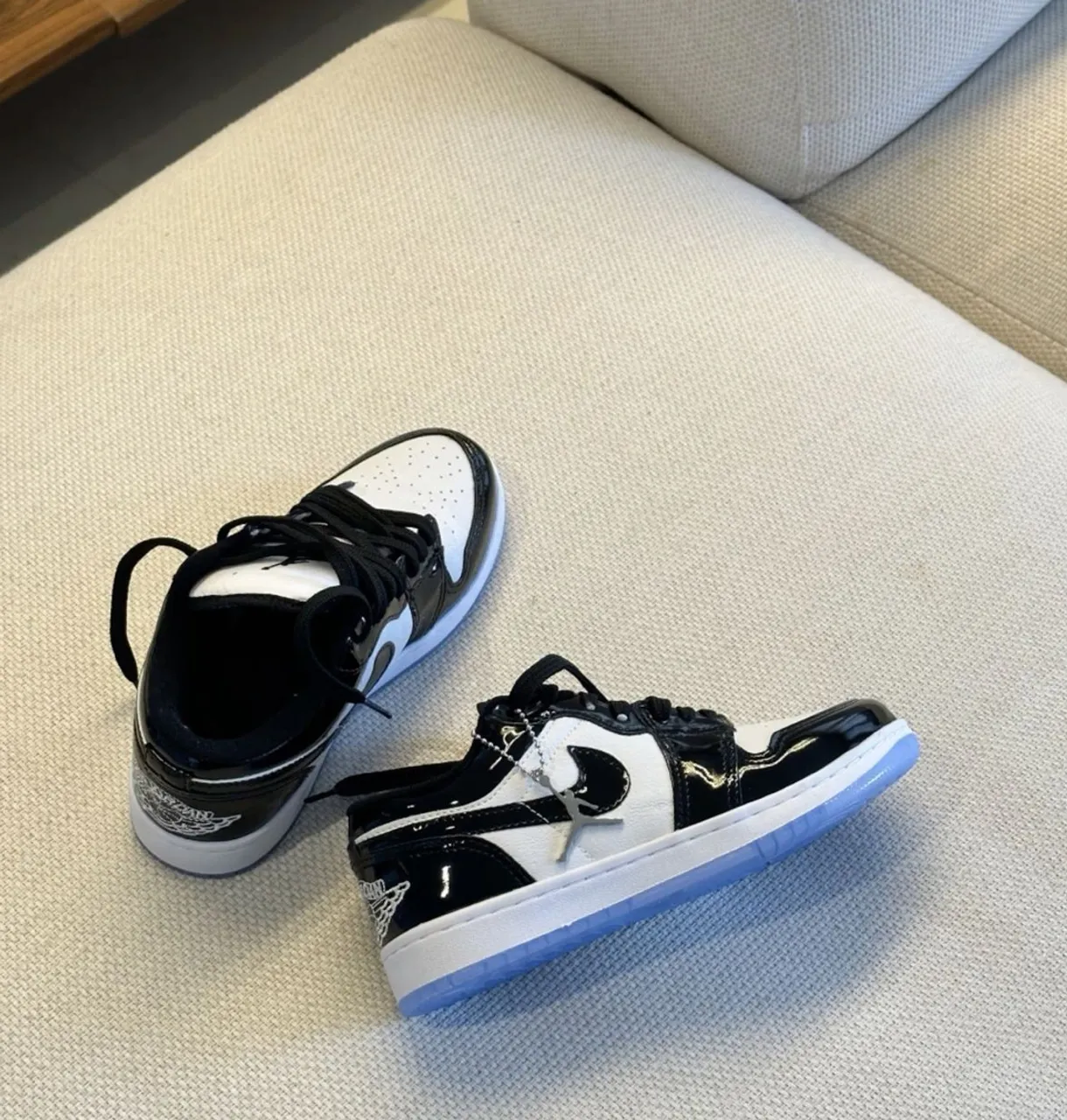Tênis Air Jordan Low Black Verniz