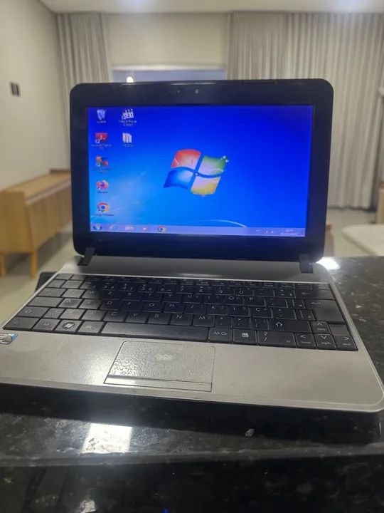 Notebook Pequeno e Leve - Foto 2