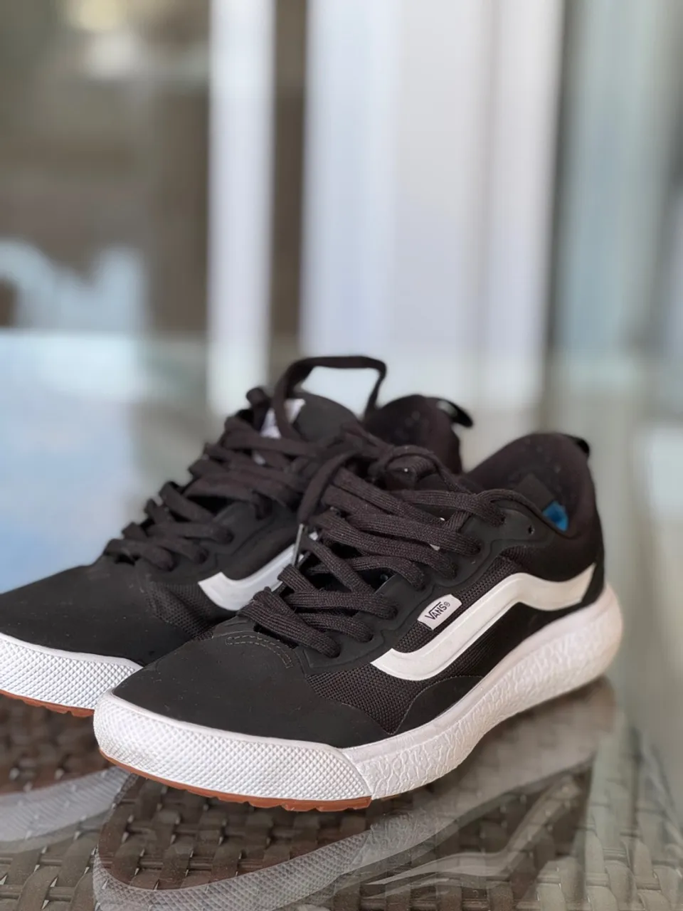 Tênis Vans ultrarrange exo Preto