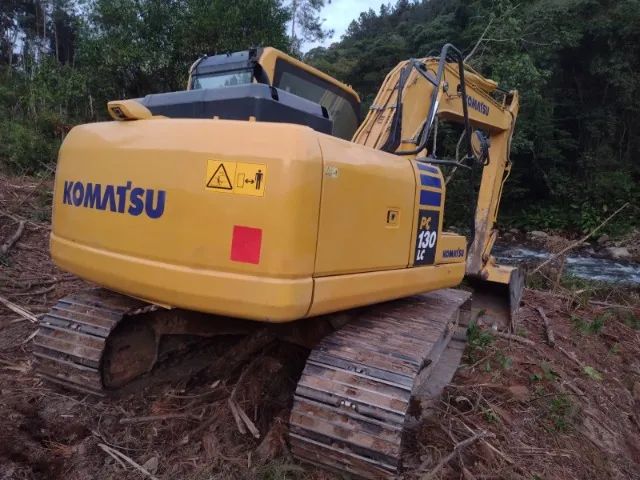 Escavadeira Komatsu 2023 PC130LC  - Foto 3