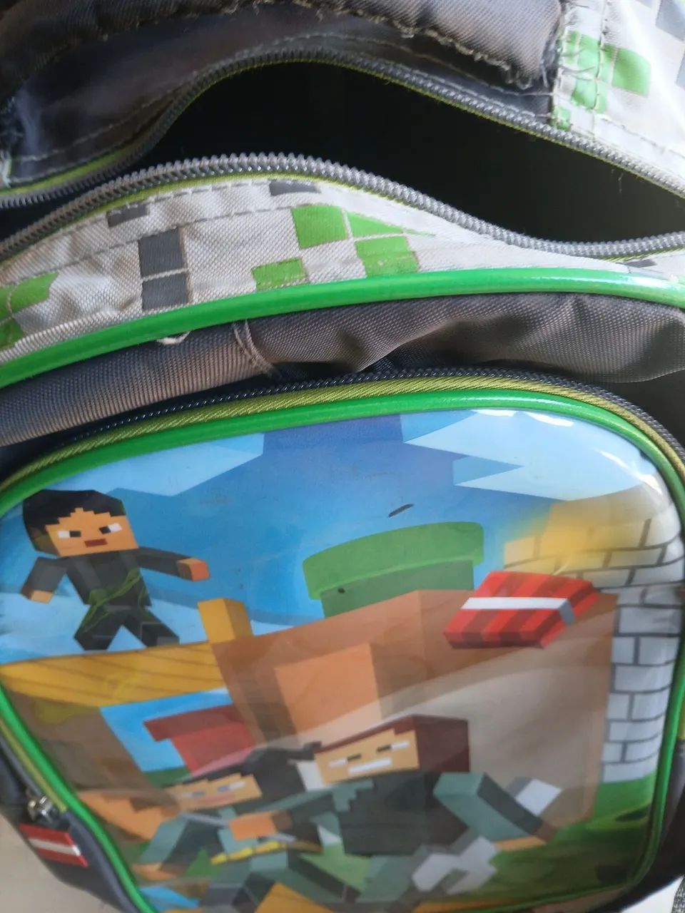 Mochila com estojo