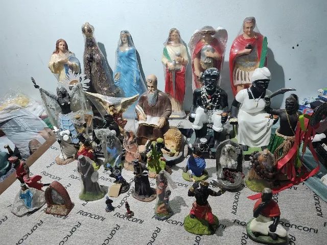 IMAGENS DE SANTOS - RELIGIÃO