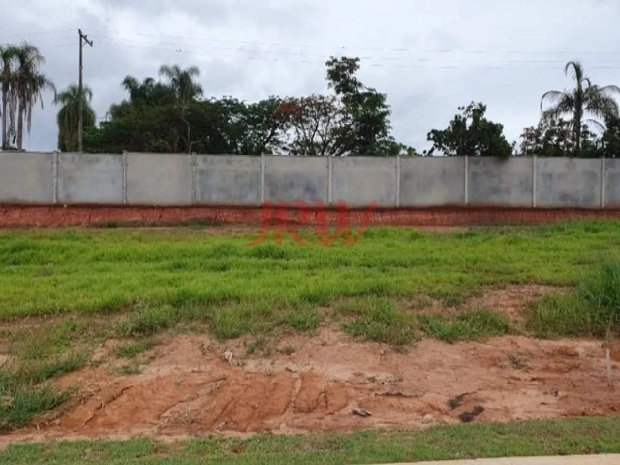 TERRENO EXCELENTE NO CONDOMÍNIO FECHADO VILLA SAPEZAL - INDAIATUBA