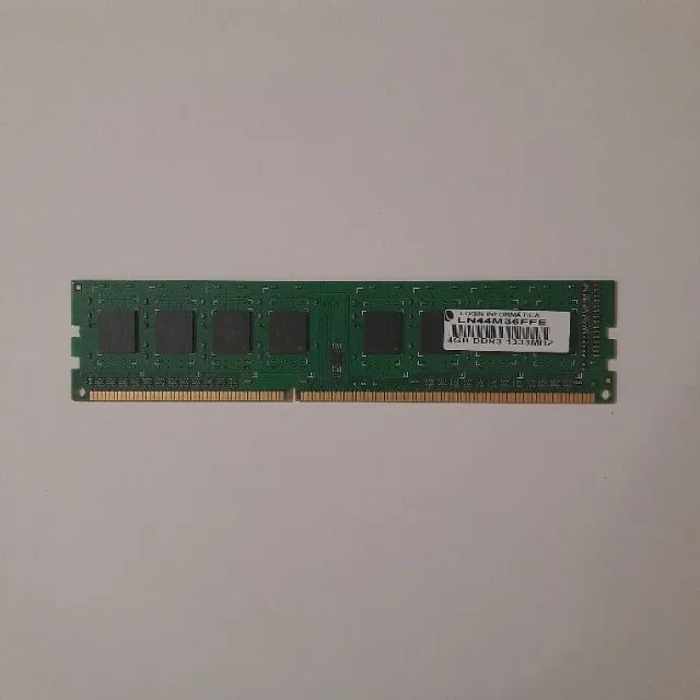  4 GB DDR3 1333 MHz RAM Memory