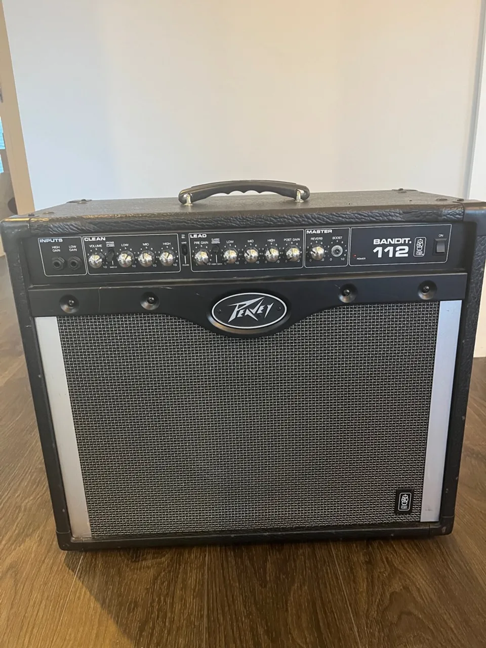 Amplificador Peavey Bandit 112