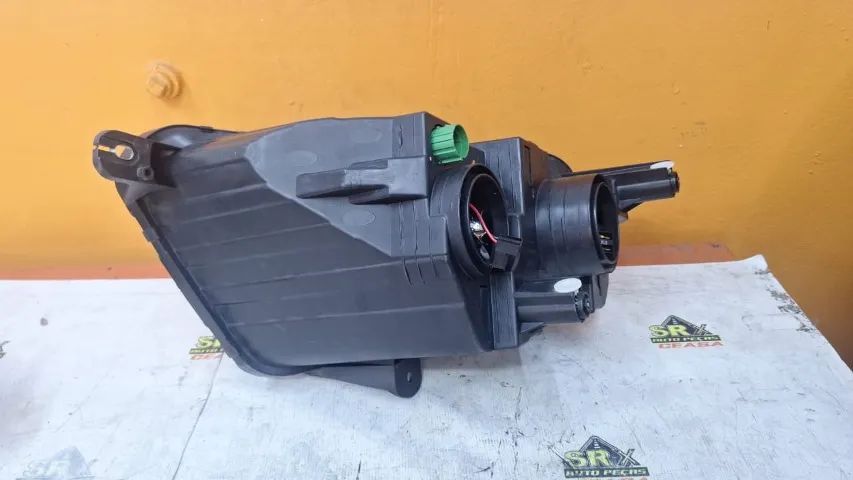 Farol Direito Toro  - Foto 3