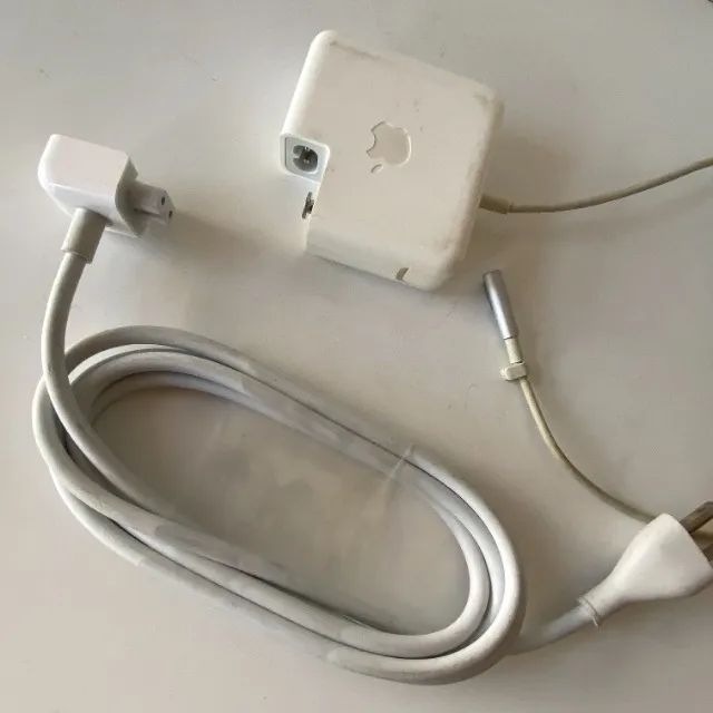 Ref.052 Carregador de Macbook Pro usado em perfeito estado e funcionamento - Foto 6