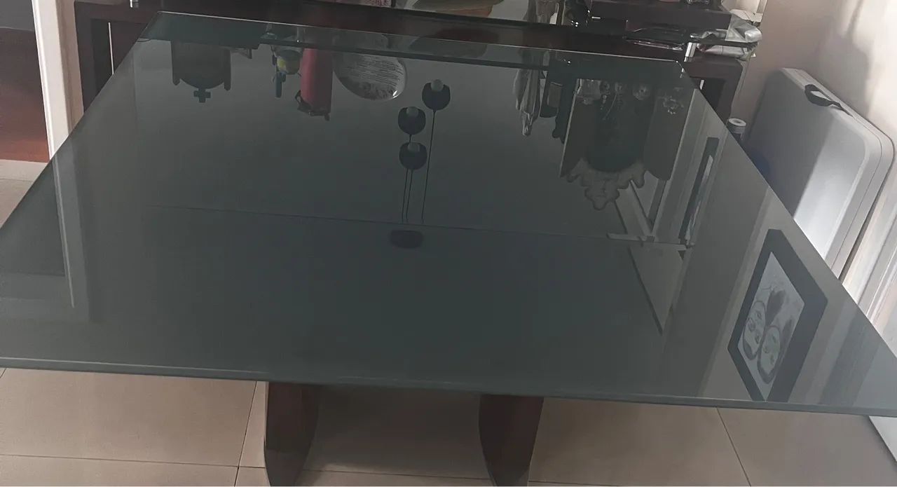 Mesa de Jantar em Vidro