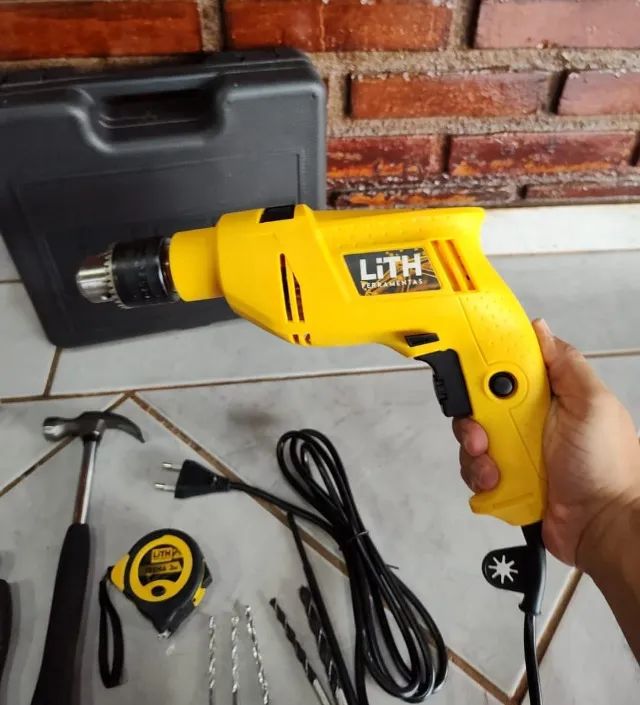 Furadeira De Impacto 1/2 Pol. 720w 220v Maleta E Acessórios - Foto 3