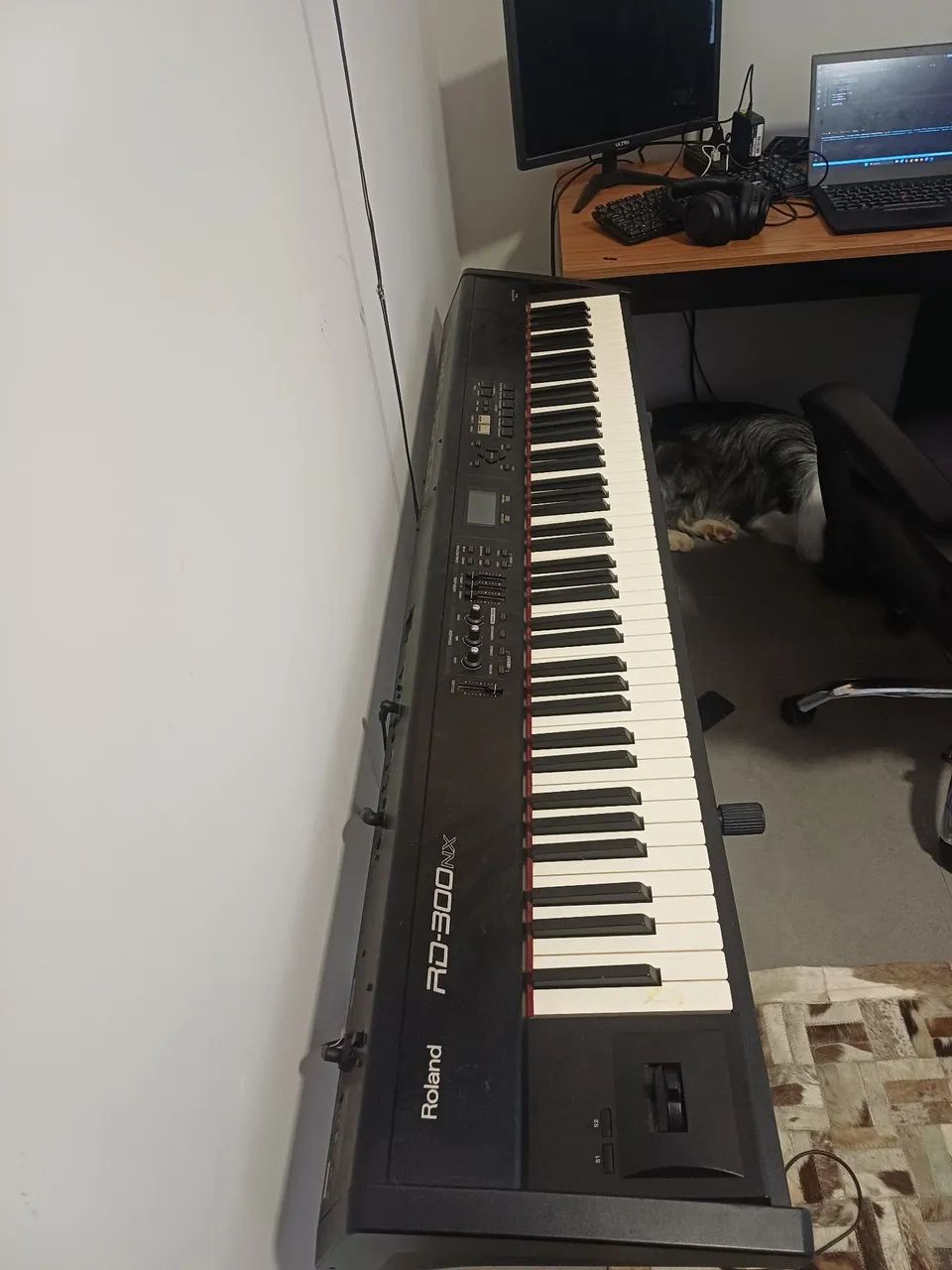 Roland RD 300NX