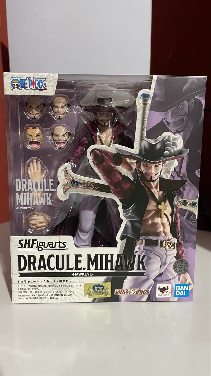 S.H. Figuarts - Dracule Mihawk