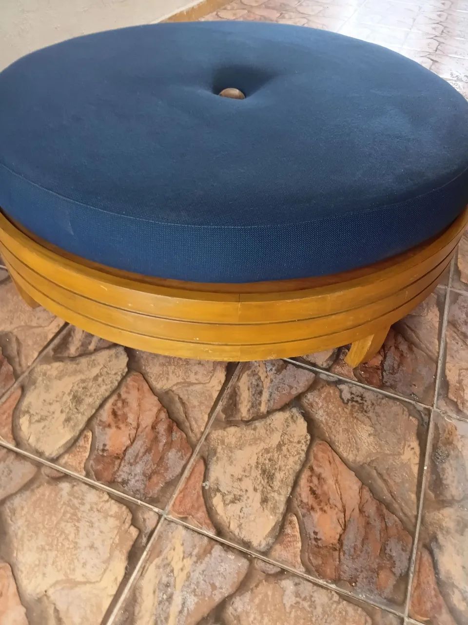 PUFF DE CENTRO DE MADEIRA  - Foto 3