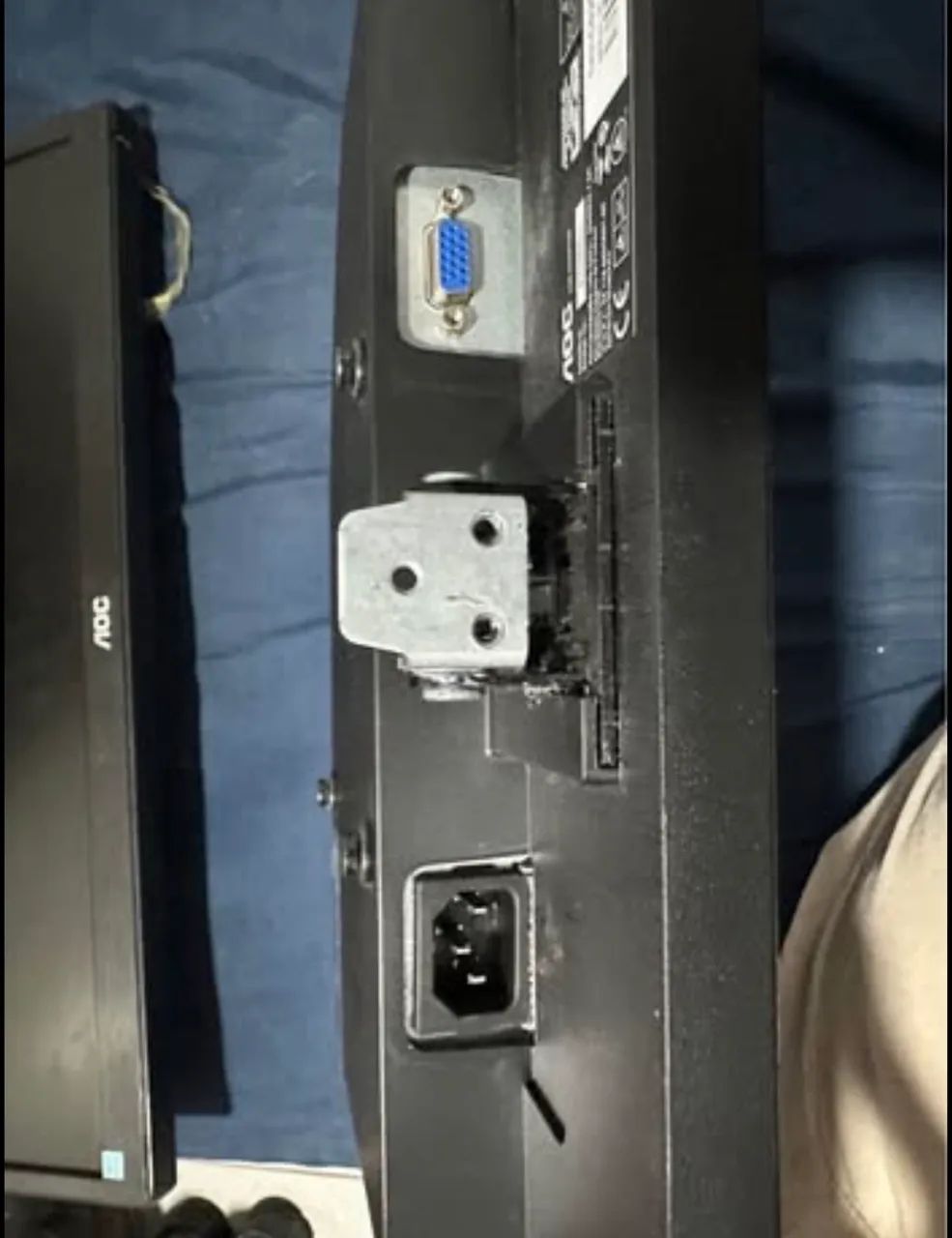 MONITOR AOC 21,5p