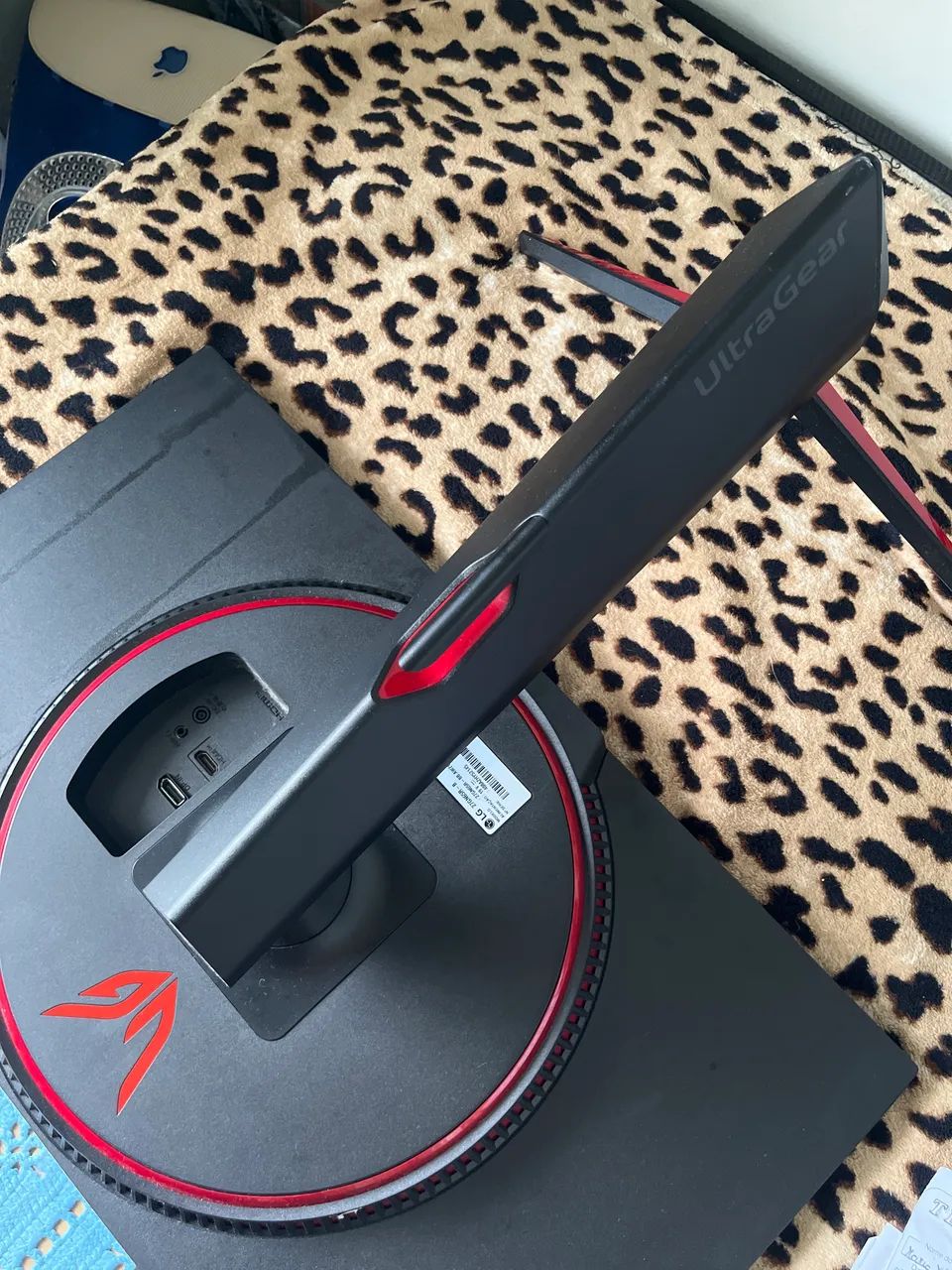 Monitor Gamer LG UltraGear 27 POLEGADAS 144Hz - Tela Danificada  - Foto 3