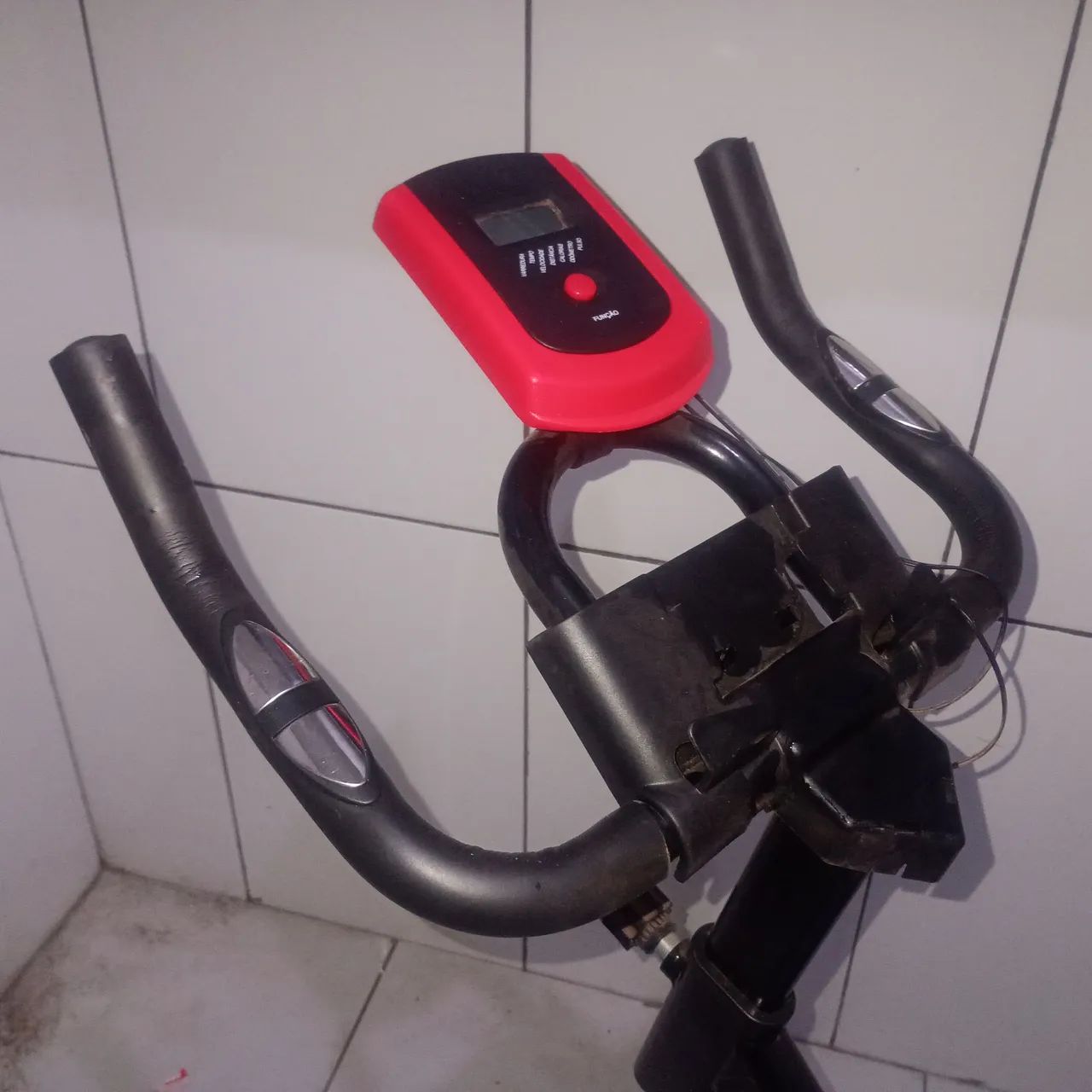 Vendo bicicleta ergométrica  - Foto 4