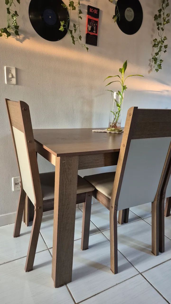 Mesa com 4 cadeiras - Foto 4