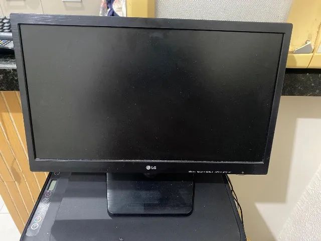 Monitor LG FLATRON 20M37AA Led 19.5" Preto