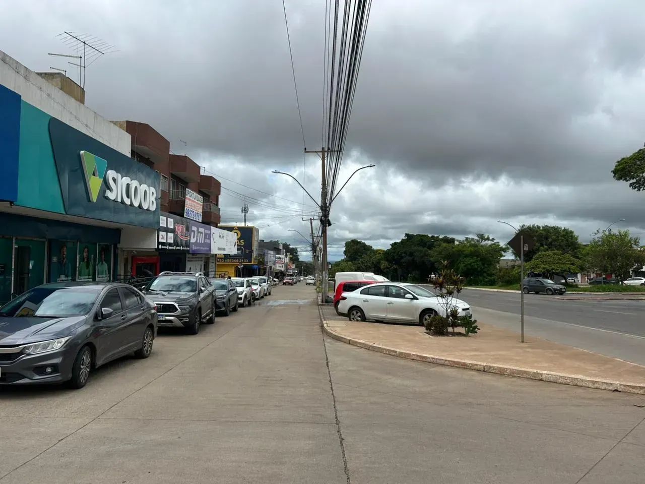 OPORTUNIDADE: GALPÃO CORMECIAL NA QNN 18 - Foto 5