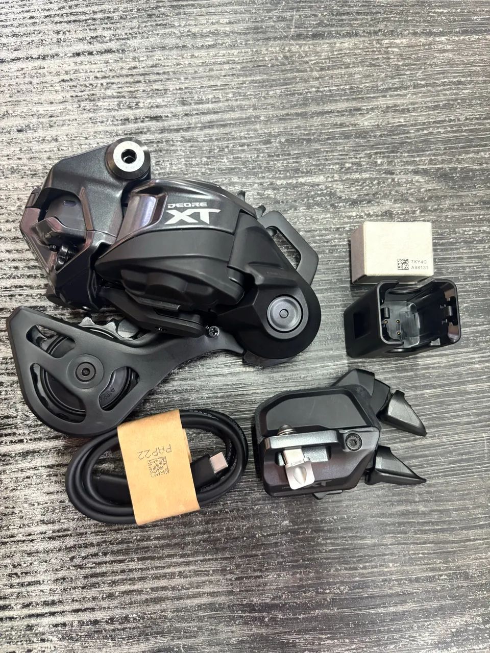 Kit Shimano Deore Xt Câmbio + alavanca Di2 - Acessórios de