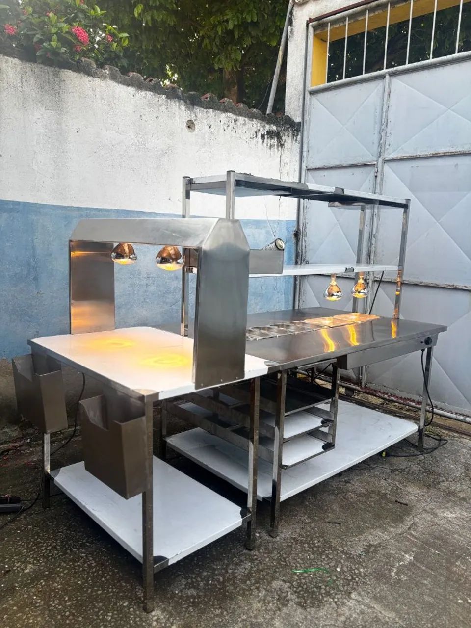 Bancada inox condimetadora/finalizadora 