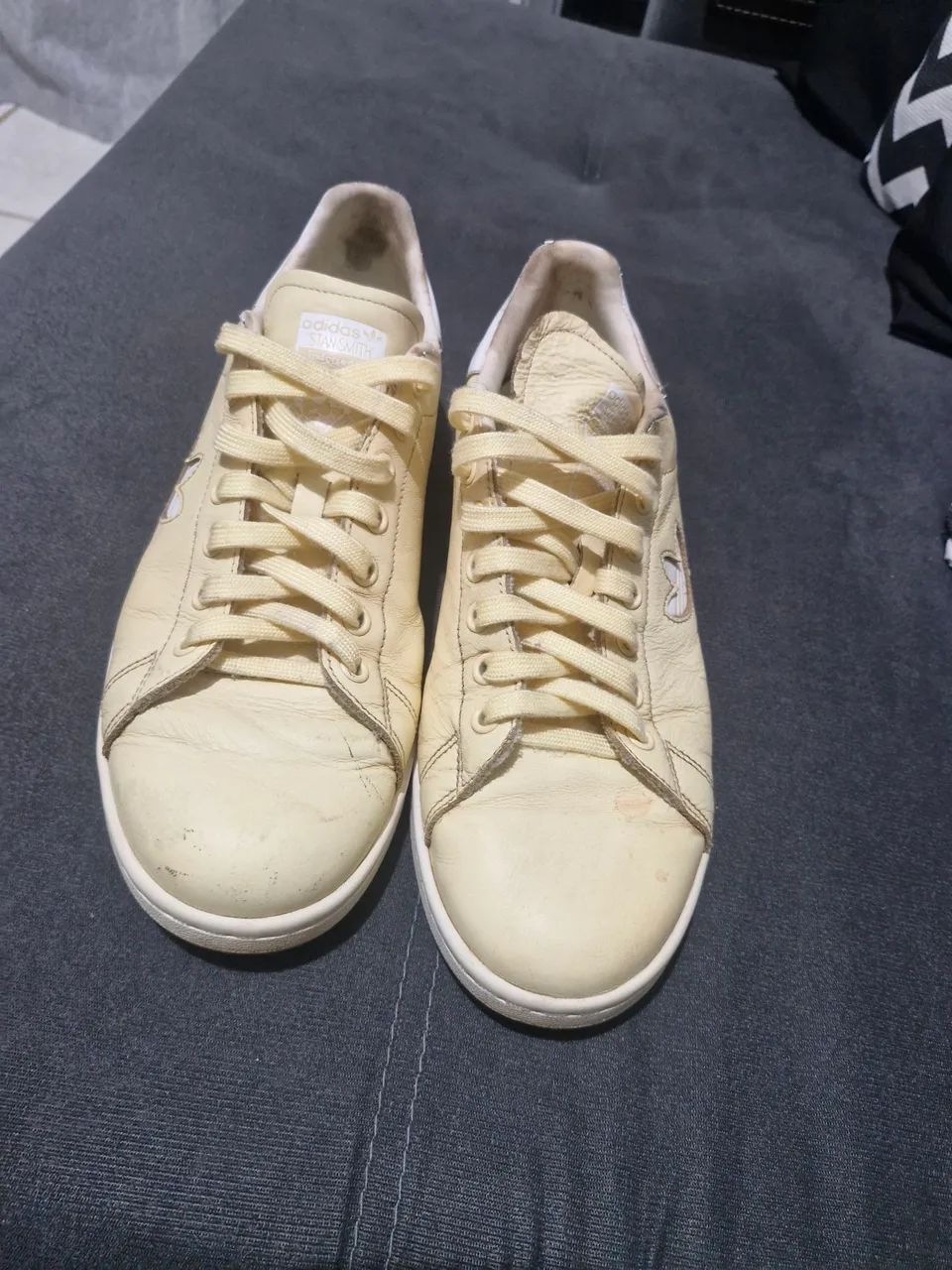 Tenis adidas N°42 amarelo