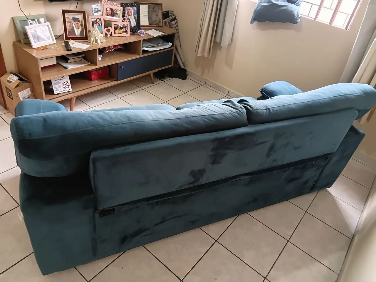 Sofa 3 lugares,nao e reclinavel - Foto 4