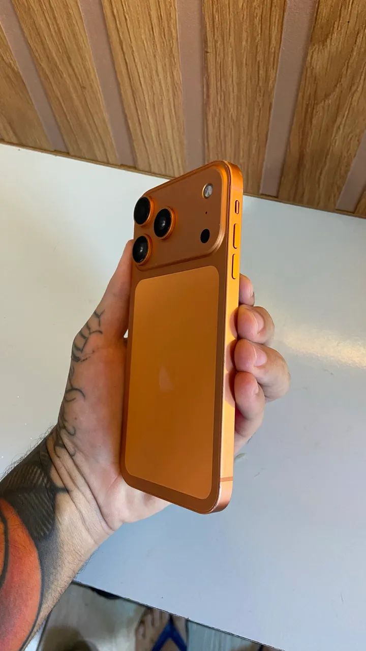 iPhone 11 128GB ? Carcaça estilo 17 Pro - Foto 2
