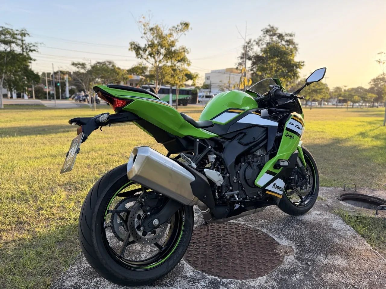 Kawasaki Zx-4rr 2026 - 1517619215 | OLX