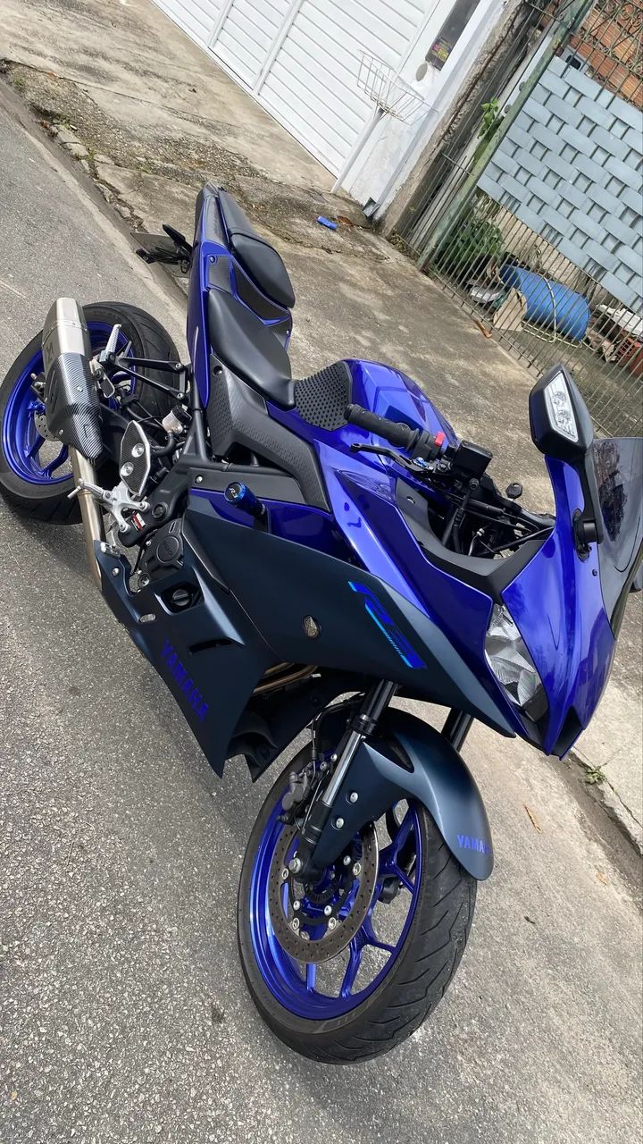 Yamaha R3 
