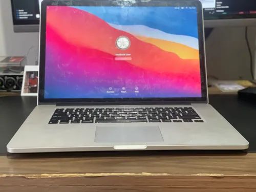 MacBook Pro Retina 15,4 polegadas, Mid 2014, modelo A1398 - Foto 3