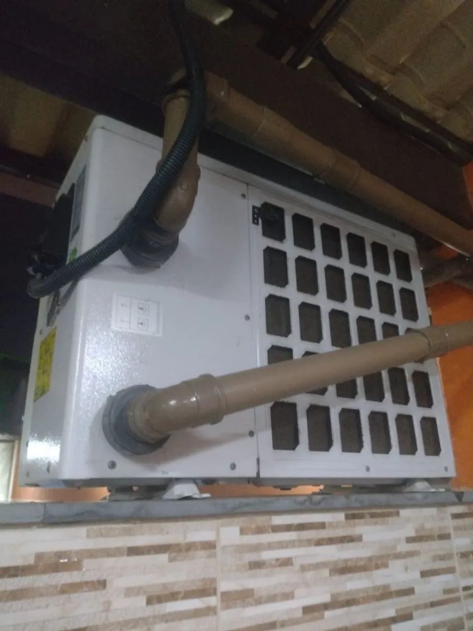 Preciso serviço linha luz BT