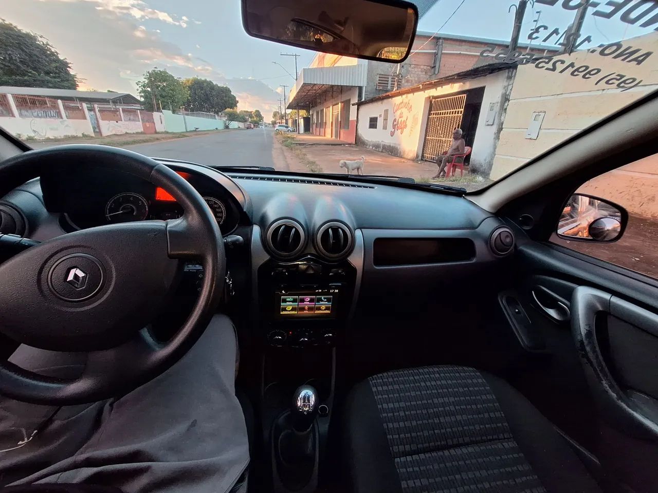 Renault Sandero Expression Hi-flex 1.0 16V 5P 2013 - Foto 4
