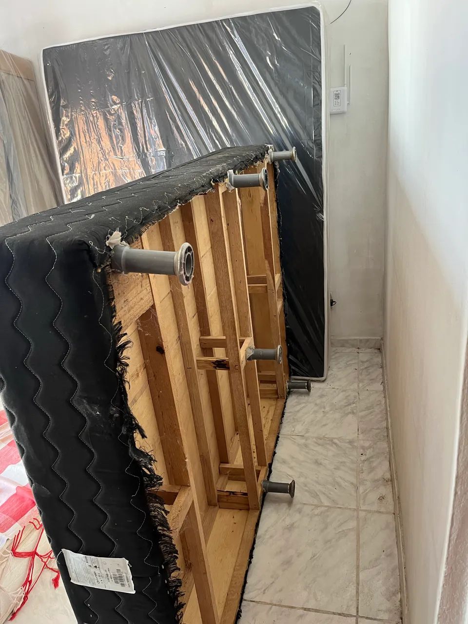 CAMA DE CASAL , PERFEITO ESTADO  - Foto 2