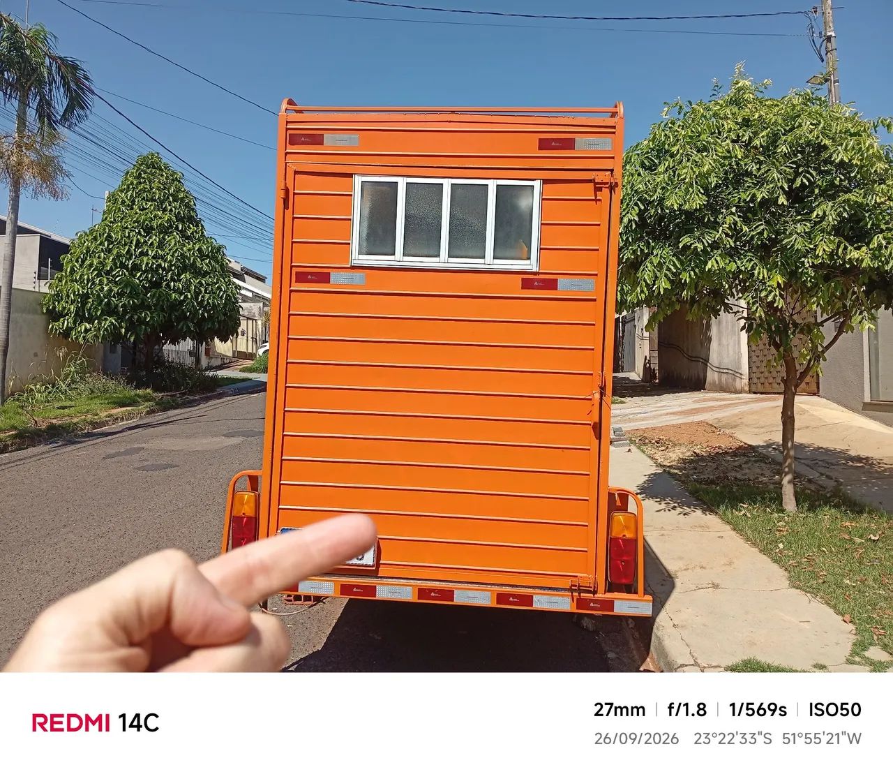 Carretinha baú 