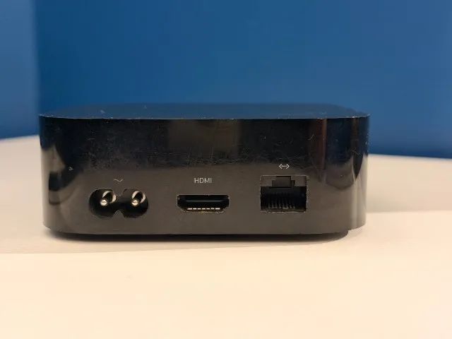 Apple TV 4k A1842 - 32gb (1º geração - TvOS26) - Dispositivos de