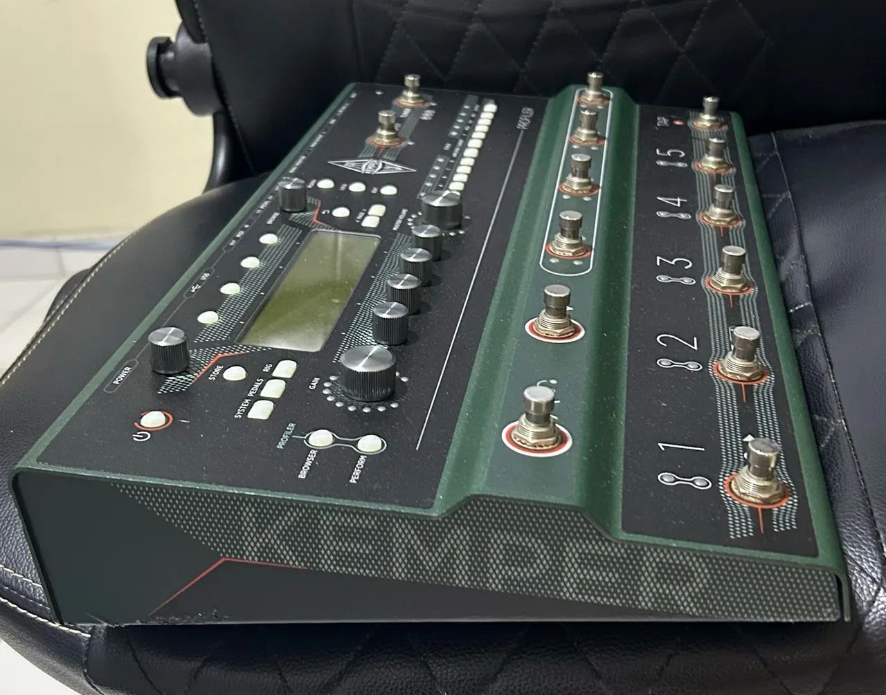 Kemper stage