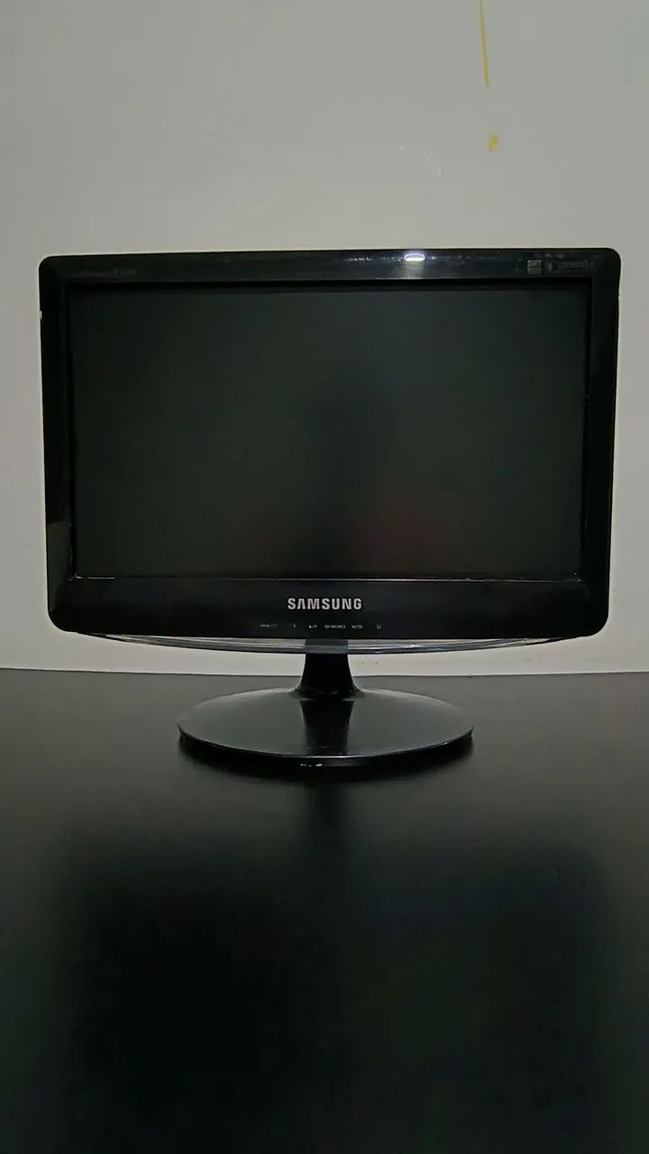 Mó itor Samsung b1630n